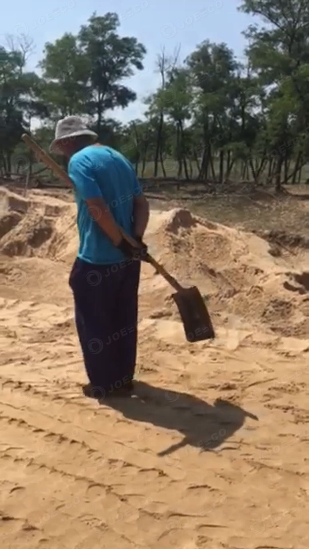 To make the military barrier more sturdy, you can use your feet to compact the topsoil. thumbnail 1