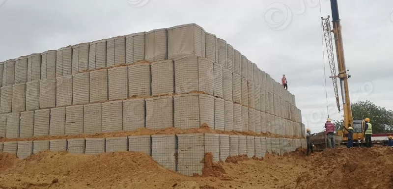 hesco barrier inventor