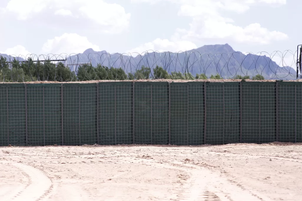 military blast barrier
