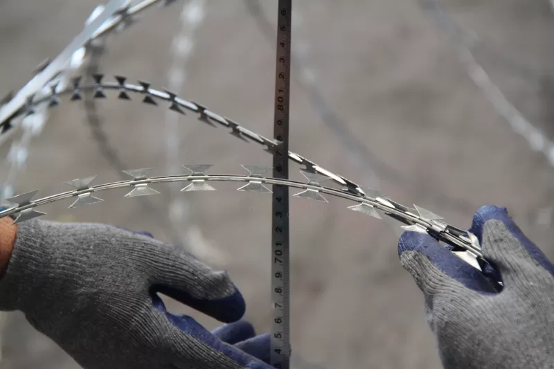 galvanized barbed wire